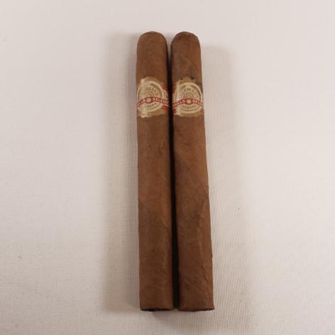 Lot 427 - H.Upmann Dunhill Seleccion No.241