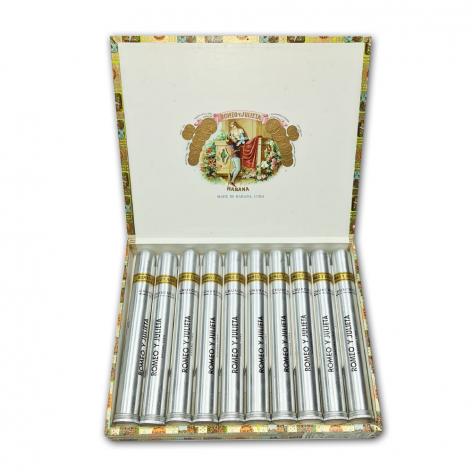 Lot 429 - Romeo y Julieta Churchills