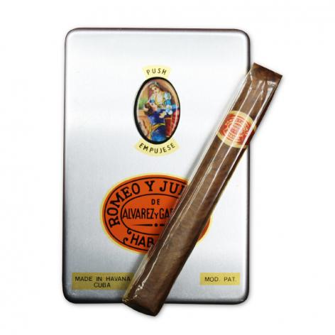 Lot 42 - Romeo y Julieta Club Kings