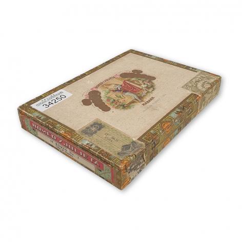 Lot 42 - Romeo y Julieta Romeo No. 1