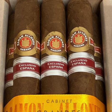 Lot 431 - Ramon Allones Grandes 