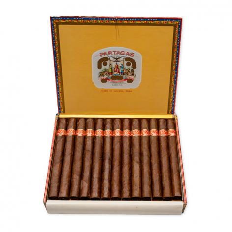 Lot 434 - Partagas Churchill de Luxe