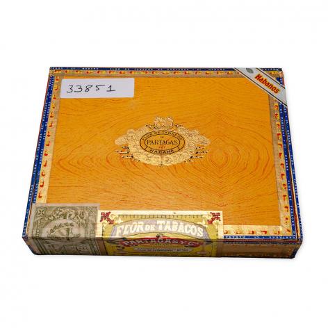 Lot 435 - Partagas Churchill de Luxe