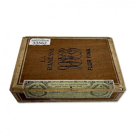 Lot 438 - La Ranessa Royal Coronas