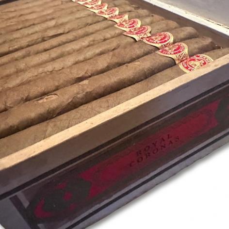 Lot 438 - La Ranessa Royal Coronas