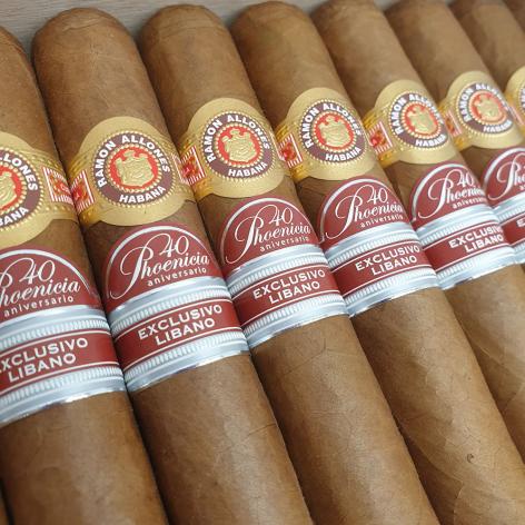 Lot 445 - Ramon Allones Phoenicio 40