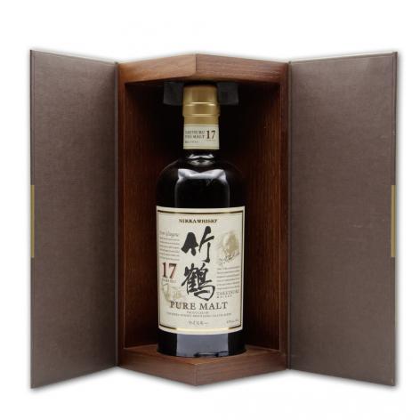 Lot 449 - Nikka  Taketsuru 17 Year Old Pure Malt Japanese Whisky