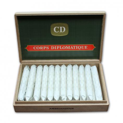 Lot 44 - Corps Diplomatique Ambassadeur