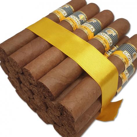 Lot 44 - Cohiba Robustos