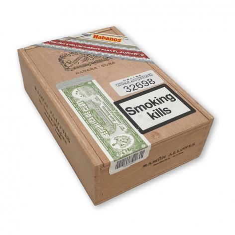 Lot 451 - Ramon Allones Terra Magica 