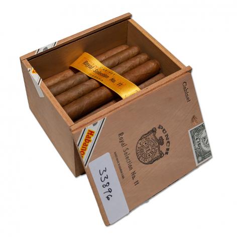 Lot 451 - Punch Royal Selection No. 11