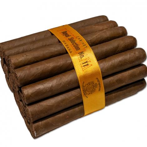 Lot 452 - Punch Royal Selection No. 11