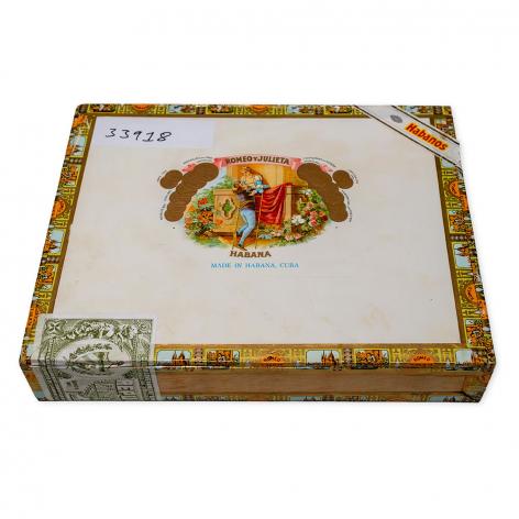 Lot 458 - Romeo y Julieta Churchills