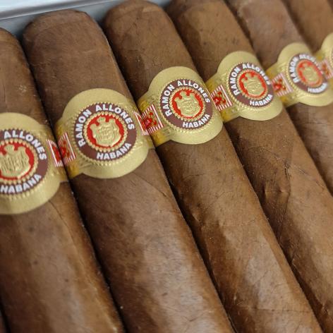 Lot 458 - Ramon Allones Specially Selected