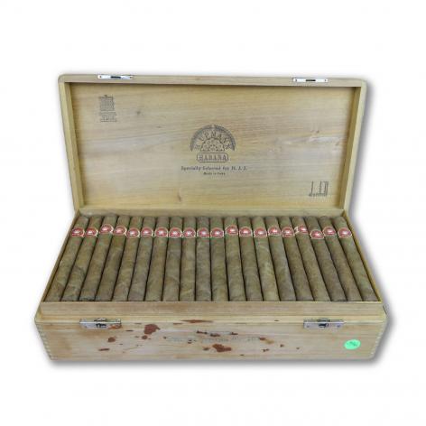 Lot 460 - Dunhill H. Upmann Seleccion Suprema No. 207