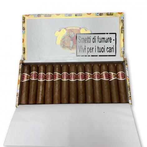 Lot 460 - Romeo y Julieta Petit Royales 