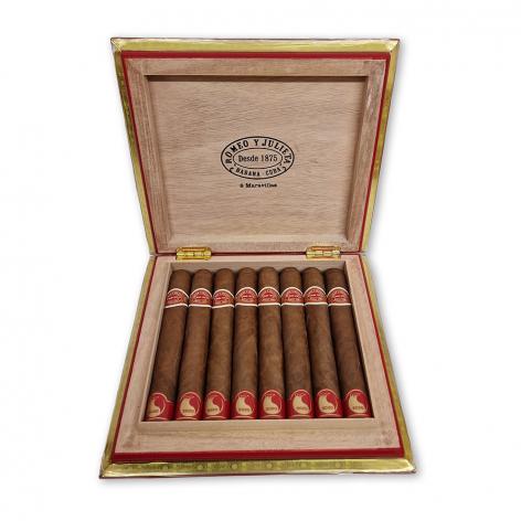 Lot 461 - Romeo y Julieta Maravilla 8