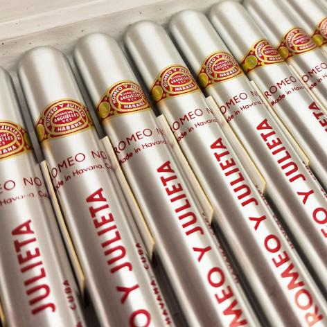 Lot 464 - Romeo y Julieta Romeo No. 1