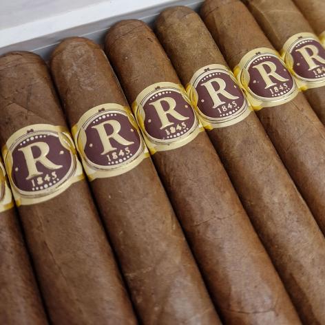 Lot 469 - Vegas Robaina Famosos