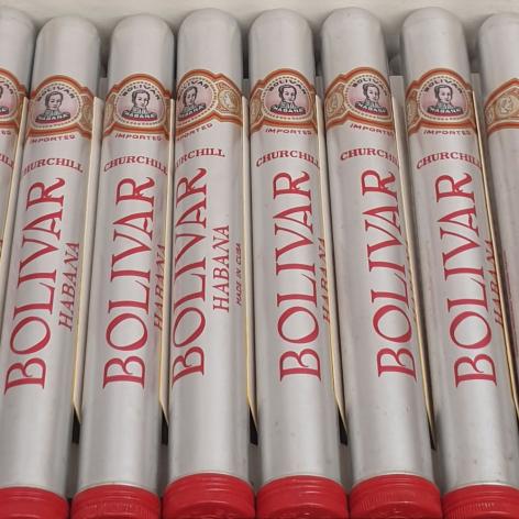Lot 46 - Bolivar Churchills