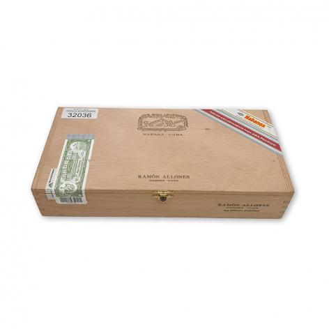 Lot 470 - Ramon Allones Silver Jubilee 