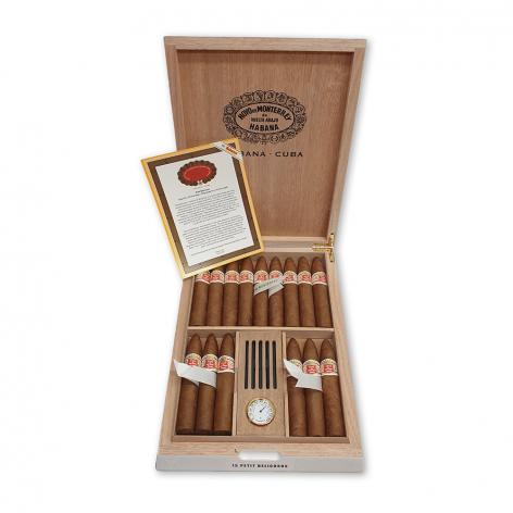 Lot 472 - Hoyo de Monterrey Petit Belicosos Travel Humidor 