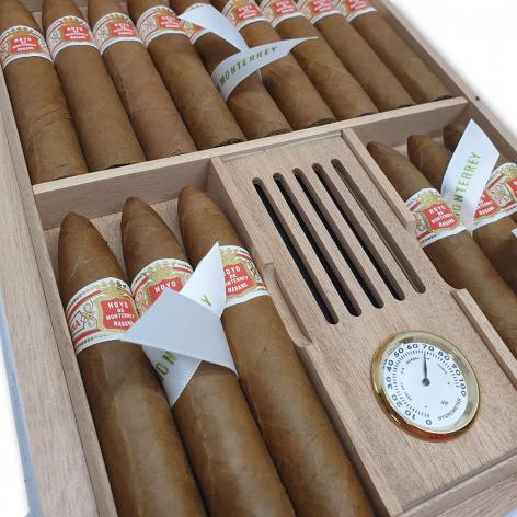 Lot 473 - Hoyo de Monterrey Petit Belicosos Travel Humidor