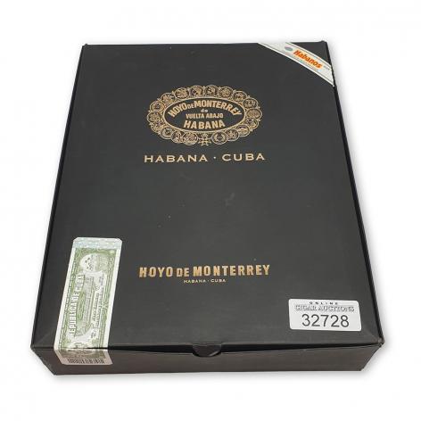 Lot 473 - Hoyo de Monterrey Petit Belicosos Travel Humidor
