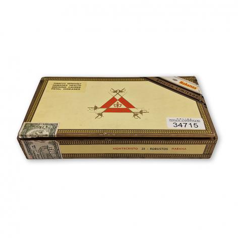 Lot 473 - Montecristo Robustos