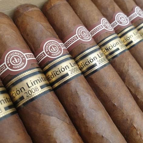 Lot 476 - Montecristo Sublimes 