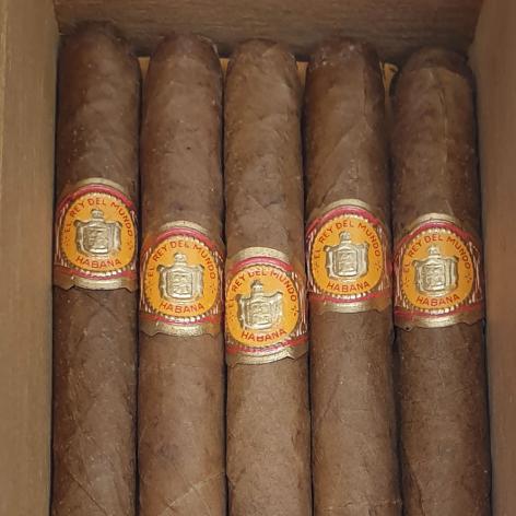 Lot 478 - El Rey del Mundo Elegantes 