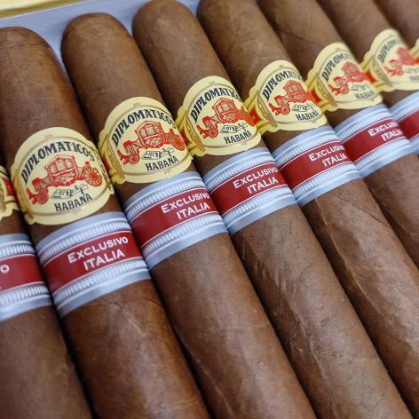 Lot 479 - Diplomaticos Legendarios