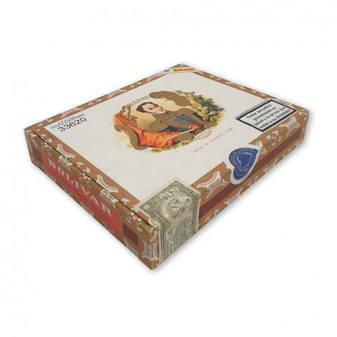 Lot 47 - Bolivar Coronas Gigantes