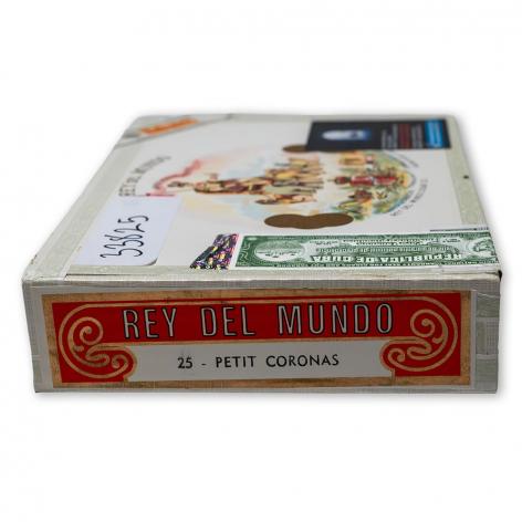Lot 486 - El Rey Del Mundo Petit Coronas