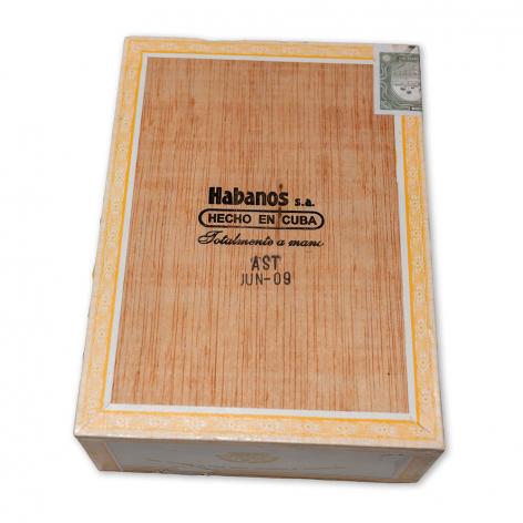 Lot 487 - H. Upmann Coronas Major
