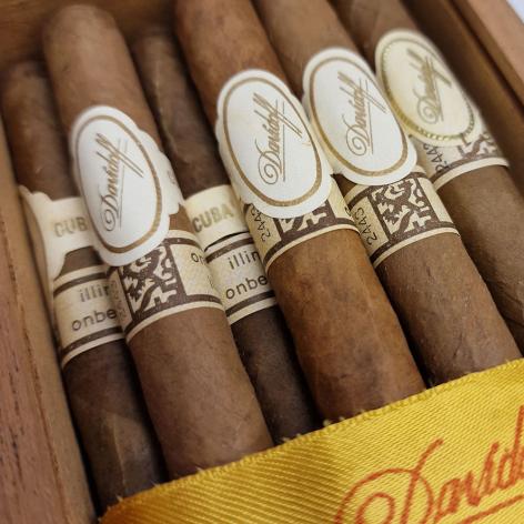 Lot 487 - Davidoff 3000