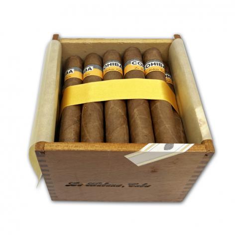 Lot 488 - Cohiba Robustos 