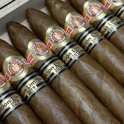 Lot 488 - Ramon Allones No. 2