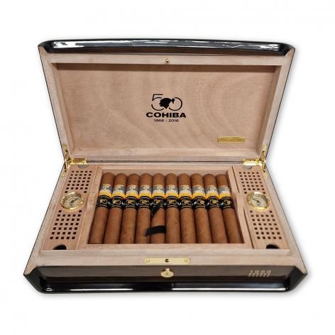 Lot 488 - Cohiba Majestuoso 1966