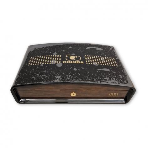Lot 488 - Cohiba Majestuoso 1966