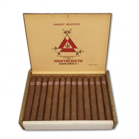 Lot 489 - Dunhill Montecristo Seleccion No. 3