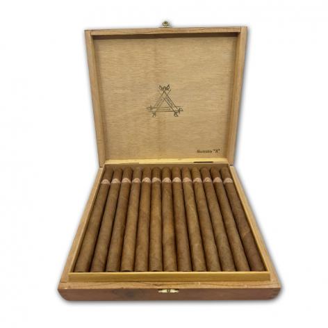 Lot 490 - Montecristo A