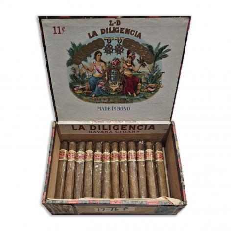 Lot 493 - La Diligencia Petit Coronas 
