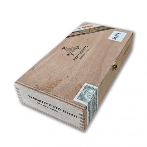 Lot 494 - Montecristo Robustos