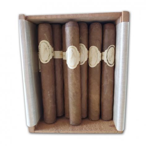 Lot 502 - Davidoff 2000