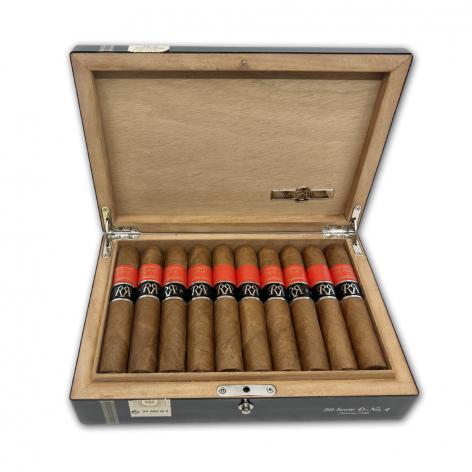 Lot 505 - Partagas Series D No.4 Reserva