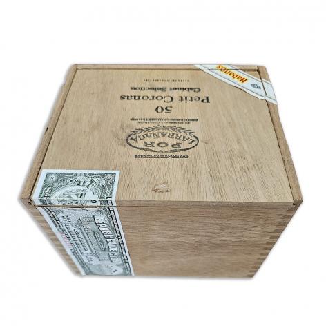 Lot 505 - Por Larranaga Petit Coronas