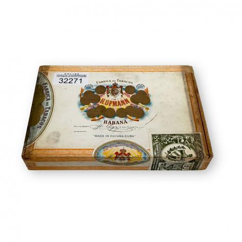 Lot 515 - H. Upmann Petit Coronas