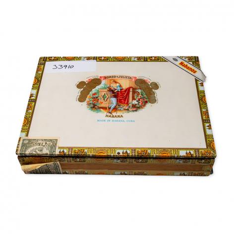 Lot 515 - Romeo y Julieta Cedros de Luxe No. 1