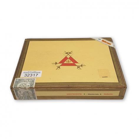 Lot 521 - Montecristo A